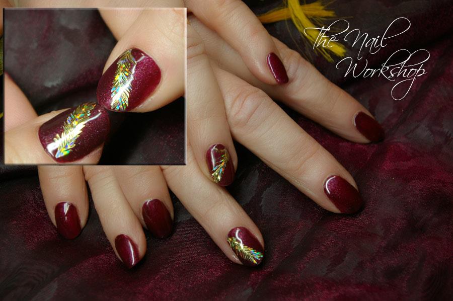 Gelish Red with gold Hologramed Feathers Christmas